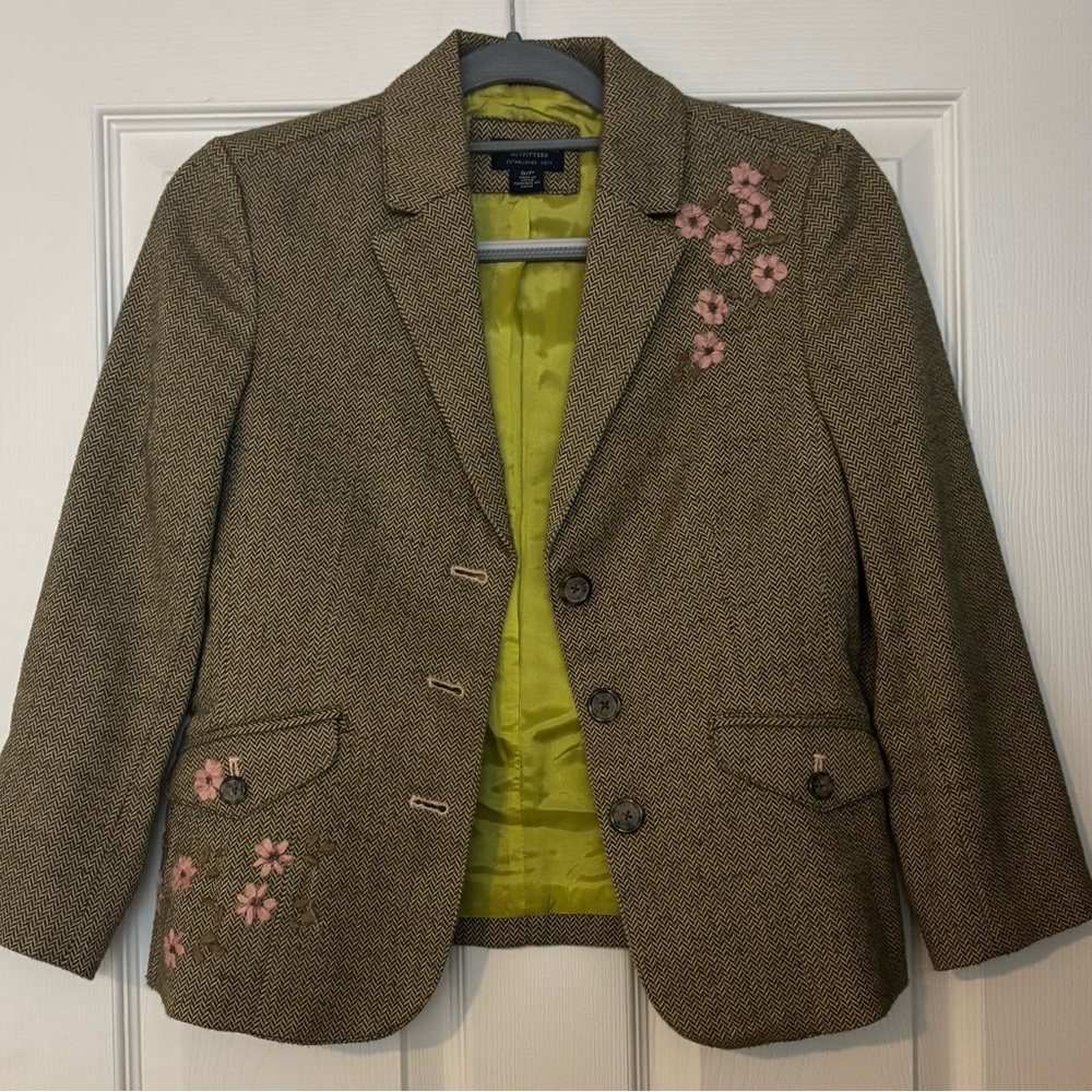 Vintage 2005 AE Embroidered Blazer
